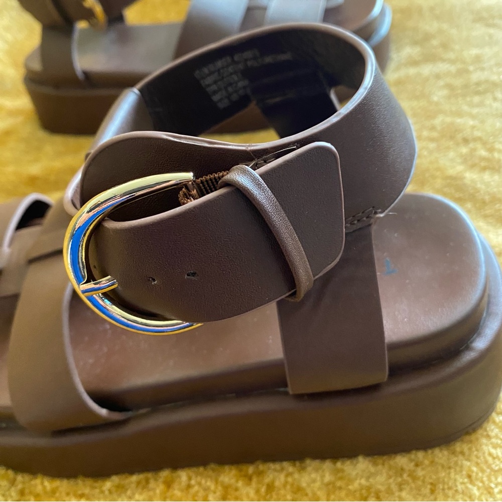 Grunge 90’s Torrid Brown Flatform Gladiator Fisherman Sandals, Size 10 X Wide - Picture 10 of 12